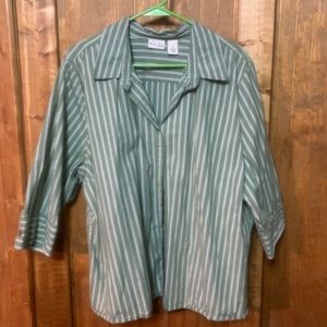 Women’s dress shirts